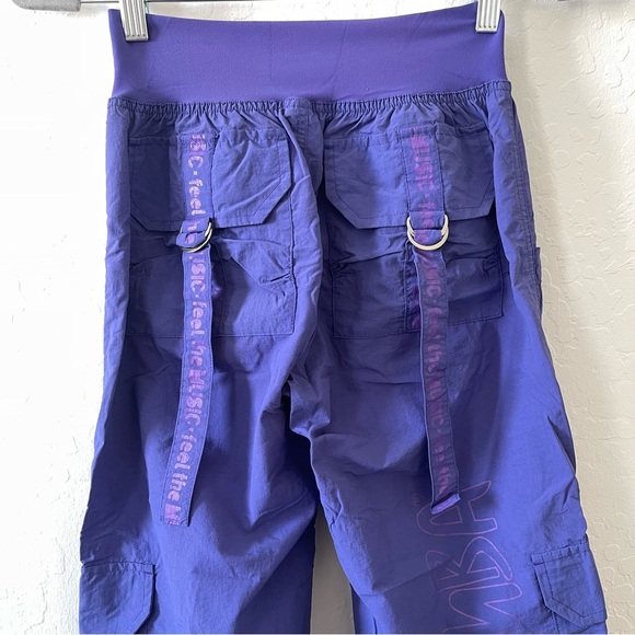 ZUMBA Dance Fitness Cargo Pants - Picture 8 of 9